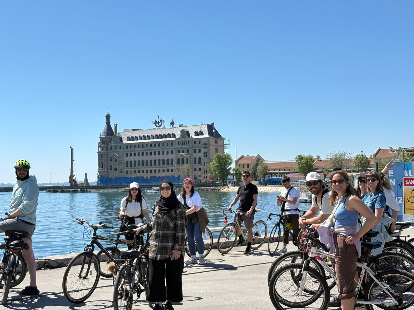 Kadıköy’de bisikletli kent turu 